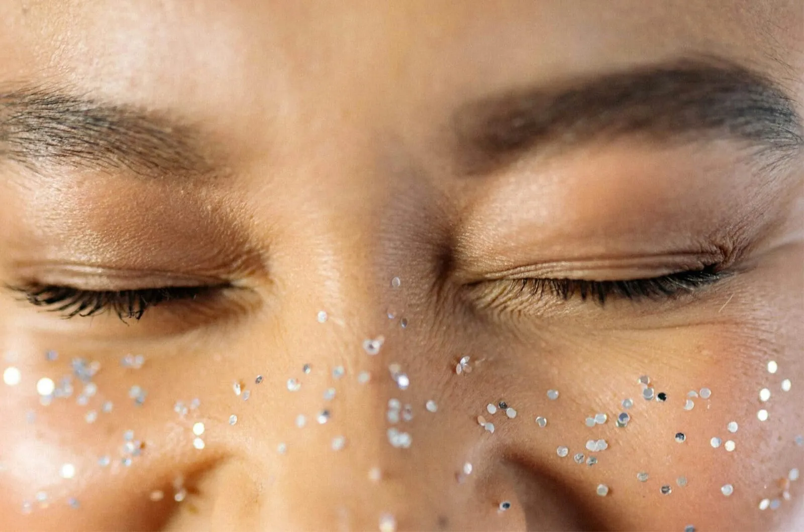 6 Christmas party make-up ideas