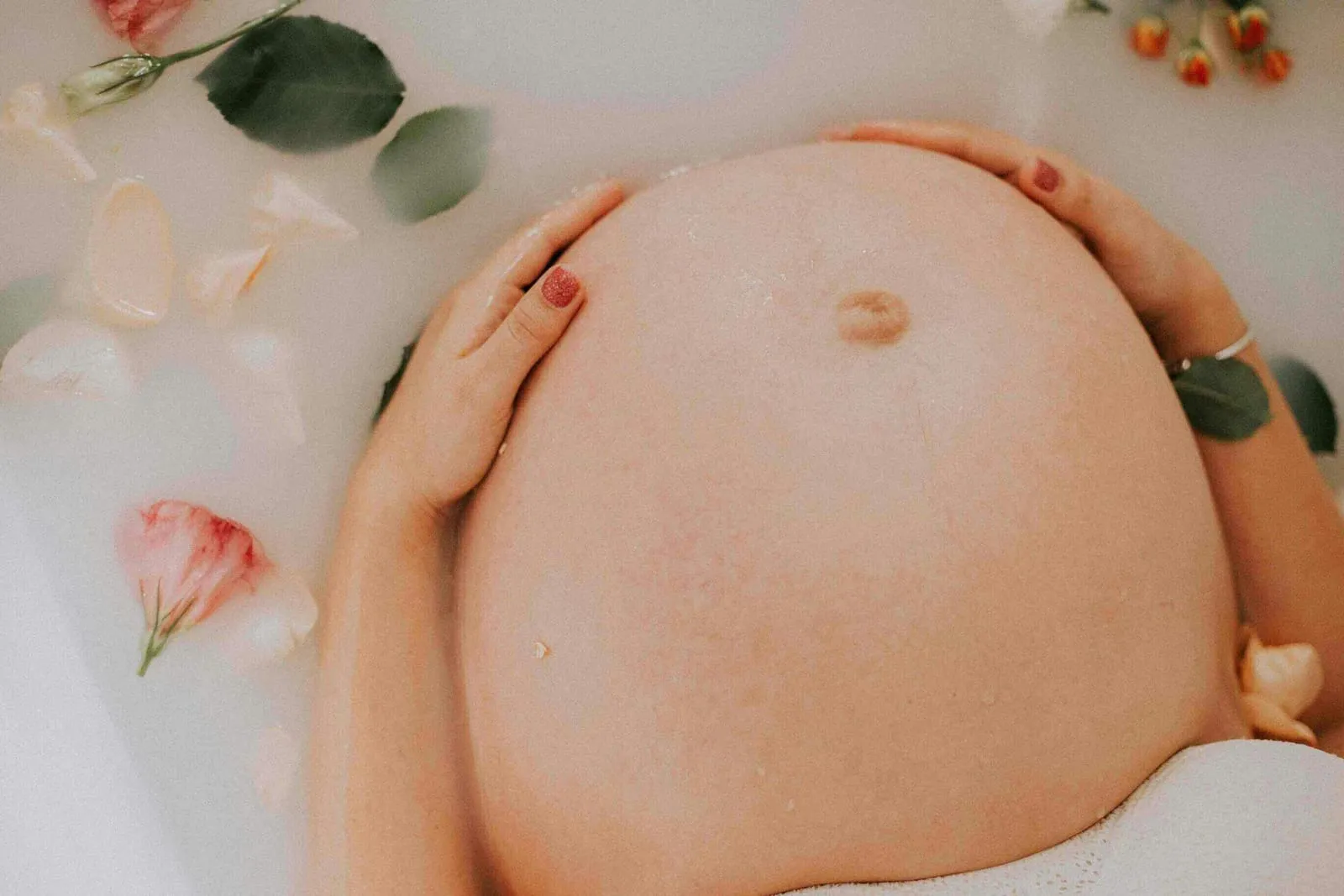 What is a pregnancy massage and what are the benefits?