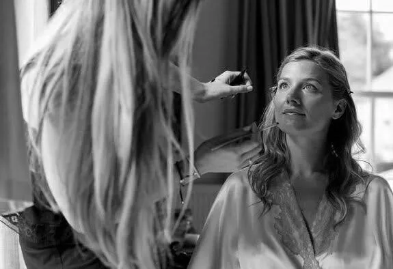 How to find a hair and make-up artist for your wedding