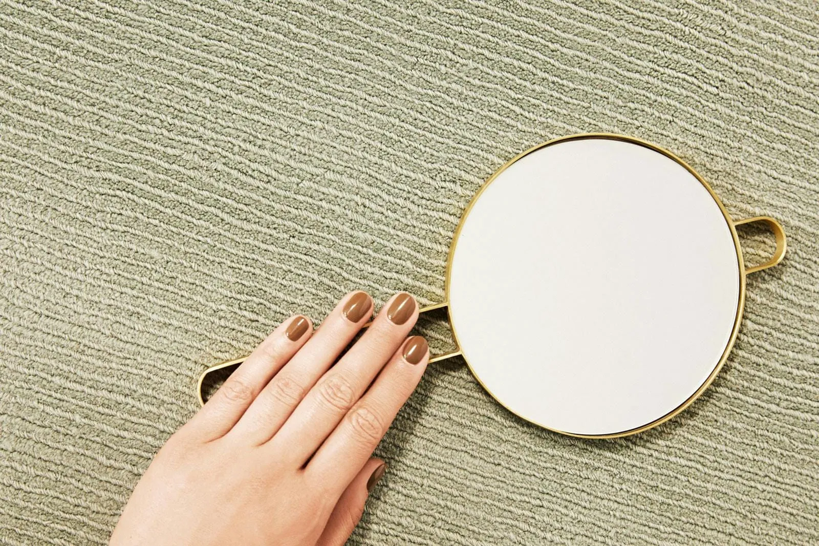 Taking care of your nails through coronavirus