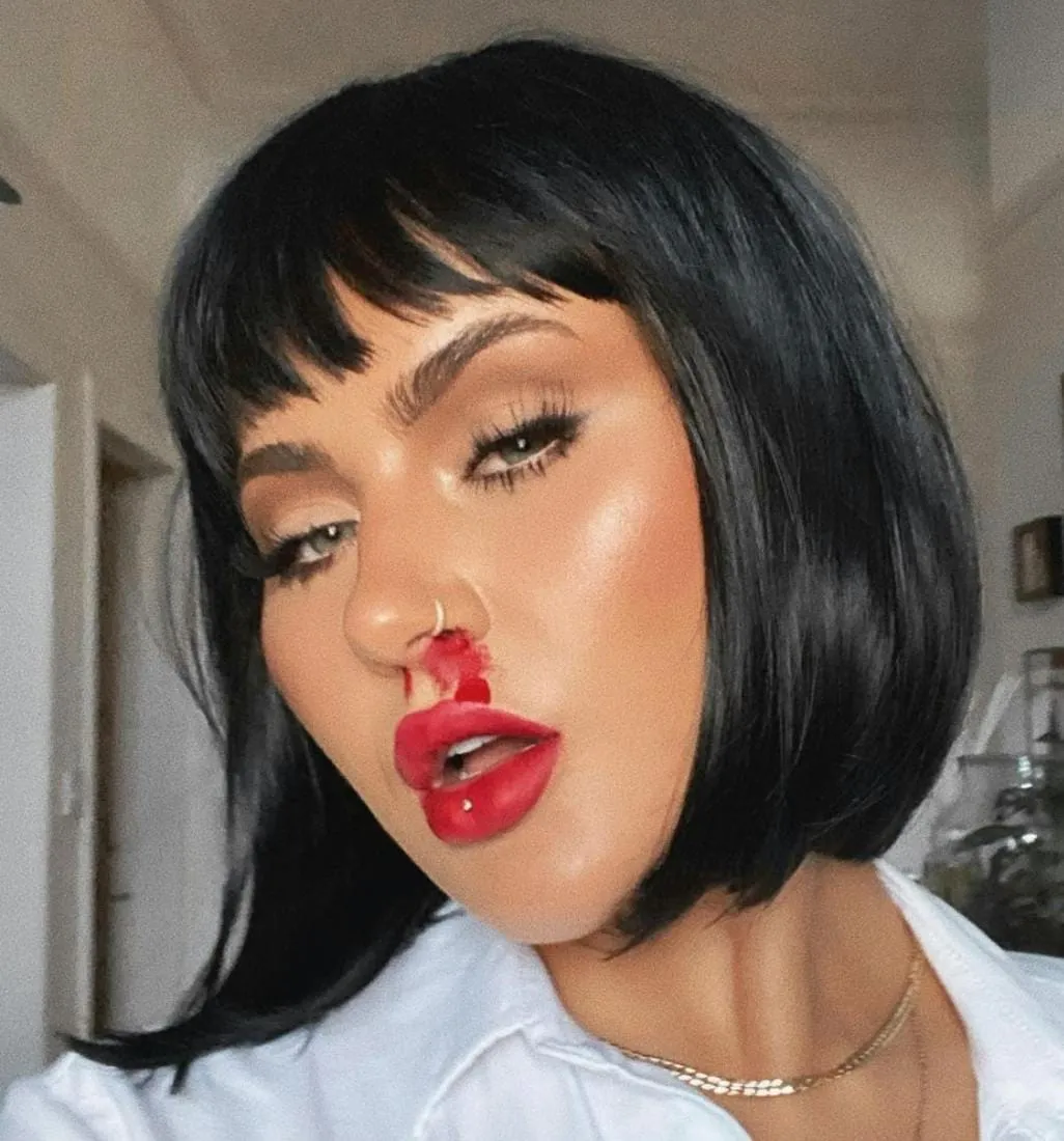 Mia Wallace make up look
